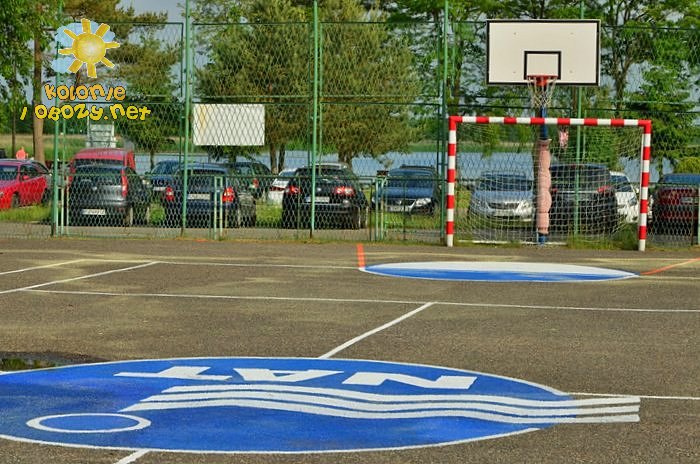 Kolonie nad morzem w Dąbkach - OW Carbo